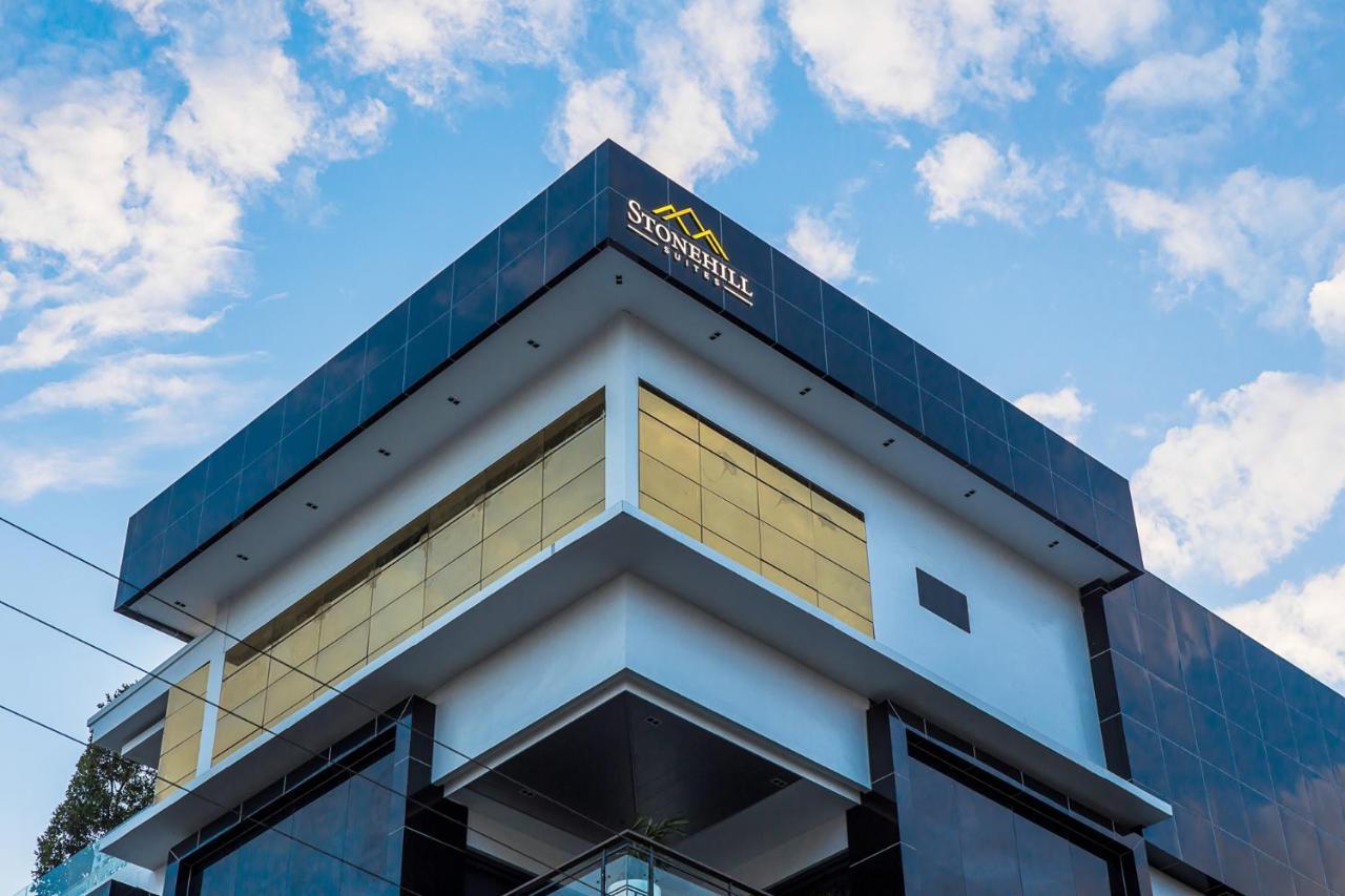 Stonehill Suites 바콜로드 외부 사진