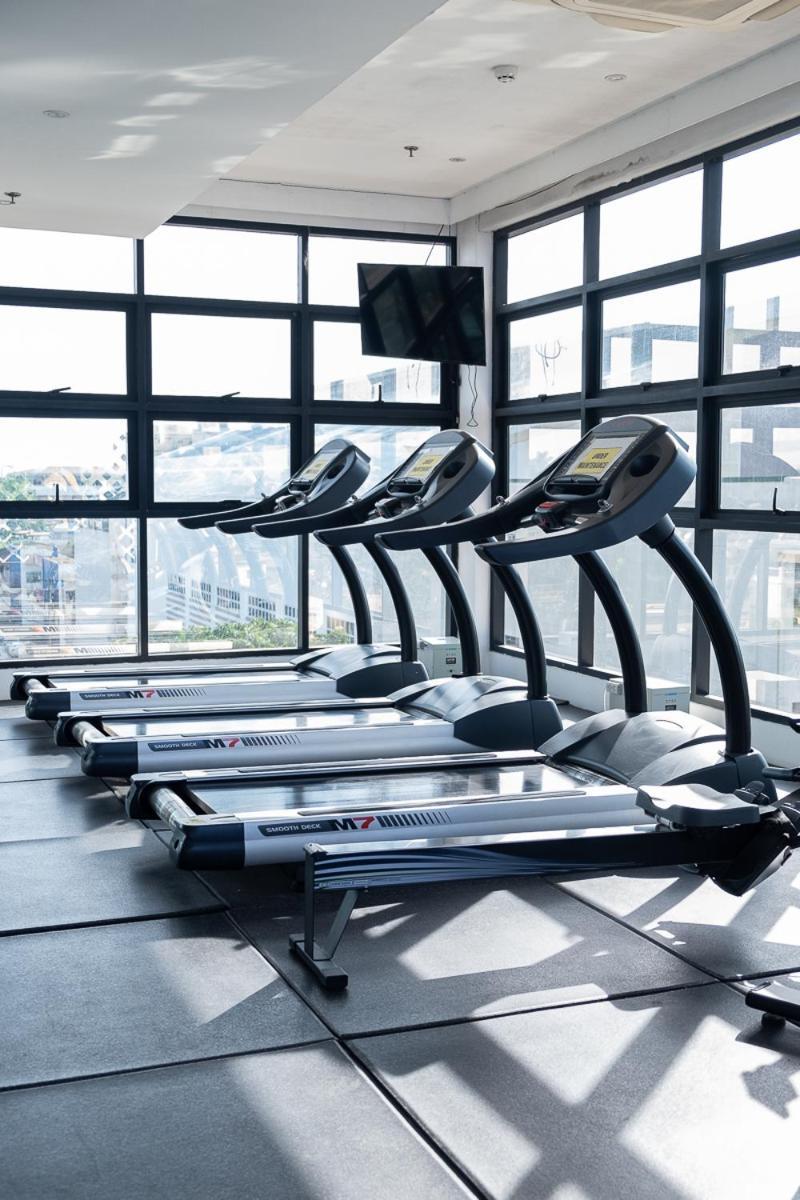 Stonehill Suites 바콜로드 외부 사진
